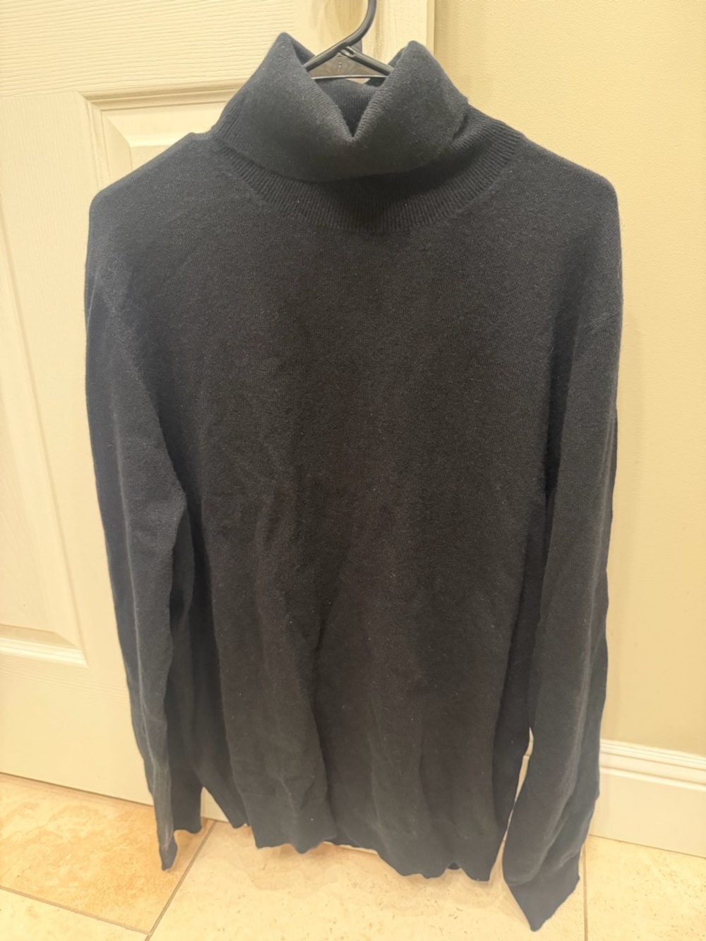 Men's Black Neiman Marcus Cashmere Turtleneck Sweater. New with tags!